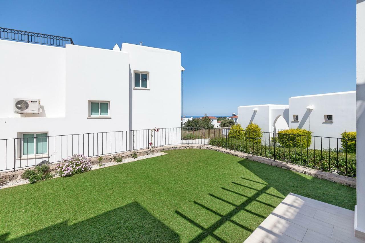 Seaview Selvi Village Apt Vasilia Eksteriør bilde